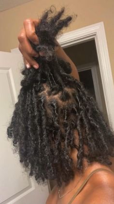 Locs Black Women Starter, Neck Length Starter Locs, Curly Natural Locs, Random Part Locs, Locs With Natural Hair, Locs Ideas Black Women, Short Fluffy Locs, Twist Out Locs