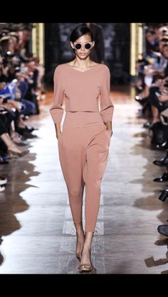 STELLA MCCARTNEY  spring 2014 ready to wear Stella Mc, Looks Street Style, 가을 패션, Pink Outfit