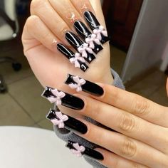 Black And Pink Baddie Nails, All Black Nails With Design, Black And Pink Nails Acrylic, Long Pink And Black Acrylic Nails, Black And Pink Tapered Square Nails, Black Nails With Pink Bow, Black Nails With Bow Charm, Y2k Nails Acrylic Pink And Black, Black Hello Kitty Nail Charms