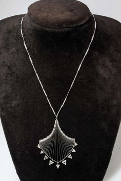 For Sale on 1stDibs - A delicate and meticulously crafted set comprising of necklace and ear pendants, the main body in onyx, sustained by a platinum structure, rigidly suspending Art Deco Jewelry, Drop Necklace, Art Nouveau, Onyx, Diamond Cuts, Platinum, Silver Necklace, Art Deco, Diamonds