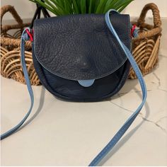 New Without Tags. My Walit Navy Pebbled Leather Crossbody. Half Moon Snap Flap Over. Measurements In Photos. This Brand Took The European Market By Storm And Landed In The States About 8 Years Ago. The Softest Of Leather. Made In Thailand. Wholesale Priced! Blue Shoulder Bag With Leather Lining, Blue Textured Leather Shoulder Bag, Blue Textured Leather Satchel Shoulder Bag, Blue Everyday Shoulder Bag With Textured Leather, Blue Textured Leather Shoulder Bag For Everyday, Blue Textured Leather Everyday Shoulder Bag, Blue Crossbody Bag With Magnetic Closure, Blue Leather Shoulder Bag With Leather Lining, Trendy Blue Leather Shoulder Bag