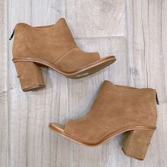 Gorgeous Peep Toe Ugg Booties Never Worn. Excellent Condition Chestnut Suede Fall Suede Ankle-high Booties, Fitted Suede Open-toe Boots, Ugg Booties, Western Ankle-high Suede Booties, Brown Suede Ankle-high Booties, Western Brown Ankle-high Booties, Shoes Ugg, Ugg Shoes, Womens Uggs