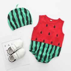 Dress up your little one in costume-ready cuteness with these adorable baby onesie sets! Available in a juicy selection of ladybug, bee, cow, penguin, strawberry, and watermelon designs, these fun-filled costumes are made from cozy cotton, perfect for newborns up to 24 months! Get ready for some seriously spooktacular Halloween memories! Newborn Summer, Watermelon Designs, Climbing Clothes, Baby Unisex, Cotton Jumpsuit, Cotton Bodysuit, Cotton Romper, Cute Costumes, New Baby Boys