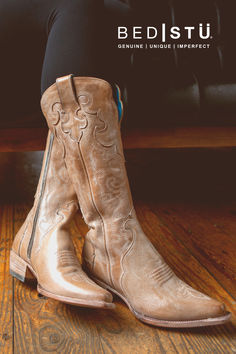 These western-style tall boots feature distinctive fleur-de-lis design elements throughout, enhanced by our signature finishes on premium vegetable-tanned leather. Queen eliminates the challenge of wearing tall boots, providing a convenient zipper for easy access without compromising on sophisticated style. With intricate design elements and an tasteful toe, these boots effortlessly blend fashion with functionality. Womens Tan Boots, Women’s Cowboy Boots, Cabin Photos, Tall Cowgirl Boots, Bed Stu Boots, Country Fits, Laurel Canyon, Rodeo Fashion, Funny Story