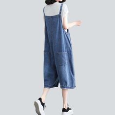 Make a statement this season with our 2023 Summer Collection the knee-length slouchy denim romper. Perfectly combining street style with vintage-inspired details. this must-have romper features suspenders. buttons closure and is crafted from premium denim for ultimate comfort and durability.Distinctive Features: Knee-Length Design: Designed to hit just below the knee. this romper offers a modern. street mode that is perfect for any occasion. Baggy Fit: Its slouchy fit gives it an effortless. com Trendy Jumpsuits And Rompers With Suspenders For Spring, Relaxed Fit Overalls For A Day Out, Casual Jumpsuits And Rompers With Suspenders For Spring, Summer Cotton Jumpsuits And Rompers With Suspenders, Casual Sleeveless Shortalls With Pockets, Summer Shortalls Overalls With Pockets, Casual Relaxed Fit Shortalls For Day Out, Relaxed Fit Denim Jumpsuit For Day Out, Sleeveless Relaxed Fit Shortalls With Pockets