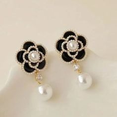 New Earrings Camellia With Mini Pearls And Black. Dropping A Big Pear With Little Stone. Elegant Black Flower Earrings For Party, Elegant Black Dangle Flower Earrings, Elegant Black Flower Drop Earrings, Elegant Black Flower Earrings For Evening, Elegant Cream Flower Earrings, Cream Jewelry, Earrings Prom, Black Stud Earrings, Prom Earrings