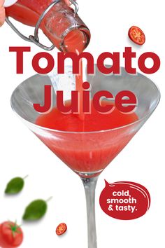 pouring fresh tomato juice into a glass Homemade Tomato Juice, Tomato Juice Recipes, Juicer Recipes, Juice Recipe, Tomato Juice