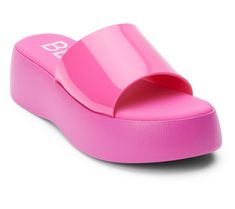 Retro-inspired style that pairs perfectly with any warm-weather look, the Solar slide sandal offers a classic wide band and a padded insole to keep feet happy all day. From Beach by Matisse. Pink Slide Platform Slippers For Spring, Pink Platform Slide Slippers For Spring, Modern Pink Slides For Spring, Summer Platform Open Toe Slides, Trendy Pink Poolside Sandals, Modern Pink Slides For Summer, Trendy Summer Slide Platform Slippers, Trendy Spring Slide Flip Flops, Trendy Platform Slides For Vacation