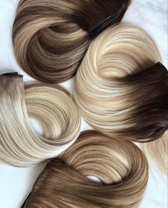 Neutral Hair Accessories, Hair Extension Advertising Ideas, Hair Extension Flatlay, Hair Extensions Photography, Hair Extensions Content Ideas, Luxury Hair Aesthetic, Hair Extension Photography, Hair Extension Product Photography, Hair Mood Board Inspiration