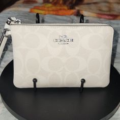 Coach Corner Zip Wristlet Nwot. Great For A Night Out. Same Day Shipping White Rectangular Clutch With Zipper Closure, Elegant White Clutch With Zipper Closure, White Pouch Wallet With Zipper, White Pouch Wristlet With Zipper Closure, White Clutch Wristlet With Zipper Closure, White Zipper Pouch Wallet, White Wristlet For Daily Use, Everyday White Clutch Wallet, White Zipper Pouch Wristlet