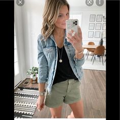 Chino Khaki Shorts Never Used Olive Green Color Aloha Casual Attire Women, Shorts Teacher Outfit, Sage Green Shorts Outfit, Summer Athleisure Shorts, Casual Everyday Jean Shorts, Casual Mid-rise Shorts For Everyday, Fall Shorts Outfits Women, Fall Outfit With Shorts, Olive Shorts Outfit Summer