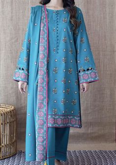 Airline Kameez Design, Khaddar Dresses Design, Women Trousers Design, Full Sleeves Design, Simple Frock Design