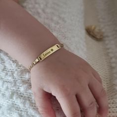 Personalised Baby Bracelet, Bracelet With Name, Baby Bracelet, White Gold Bracelet, Gold Baby, Name Bracelet, Baby Name, Style Minimalist, Early Years