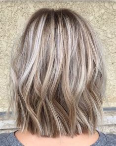 Pin on Silver, grey, blending, in 2022 | Blonde hair with highlights, Blending gray hair, Covering gray hair Cool Blonde Highlights, Trendy We Fryzurach, Covering Gray Hair, Dyed Blonde Hair, Cool Blonde