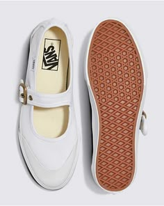 Vans Mary Janes, Empty Wallet, Teacher Shoes, Classy Feminine, Mary Jane Shoe, Tenis Vans, Vans Store, Vans Logo, Retro Nostalgia