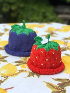 Scandinavian baby berry/fruit hats in different sizes and colours. Perfect present for newborns.  I have some in stock but also happy to take customised requests Please message me before purchasing. Delivery time depends on what I have in stock. Novelty Brimmed Hat Gift, Knitted Hats Suitable For Gifts, Cute Hand Knitted Bonnet As A Gift, Cute Hand Knitted Bonnet As Gift, Cute Hand Knitted Bonnet, Hand Knitted Hats As Gifts, Fun Short Brim Hat As A Gift, Cute Brimmed Knitted Hat, Fun Short Brim Hat As Gift