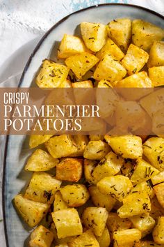 Parmentier potatoes in an oval dish on white napkins. Parmentier Potatoes, Roasted Mini Potatoes, French Potatoes, Mini Potatoes, Potato Sides, Vegan Options, Roasted Potatoes, Oven Roast