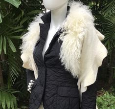 Vintage wool and angora shawl Wear over coat or jacket Over Coat, Ladies Poncho, Vintage Wool, Shawl, Art Collection, Bathing Beauties, United States, Ships, Purses And Bags