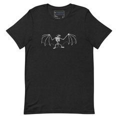 Color: Black Heather, Size: 4XL Skeleton Sketch, Spooky Fashion, Animal Skeleton, Bat Skeleton, Animal Skeletons, Skeleton T Shirt, Spooky Halloween Party, Halloween Style, Skeleton Shirt