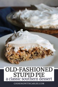 Old-fashioned stupid pie is a vintage crustless pie with a meringue base. The combination of meringue, Ritz crackers, and pecans may seem a bit strange, but it really is delicious. This is a dessert that deserves a comeback. Recipes With A Pie Crust, Sea Pie Recipe, Old Southern Dessert Recipes, Shew Fly Pie, Southern Holiday Desserts, Ritz Pie Crust, Ritz Cracker Apple Pie, Cracker Pie Recipe Saltine, Pecan Pie With Ritz Crackers