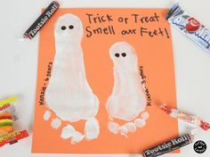 Footprint Ghost, Halloween Crafts And Activities, Halloween Handprint Crafts, Ghost Craft, Halloween Craft Activities, Activities With Kids, Craft Activities For Toddlers, Spooky Halloween Crafts