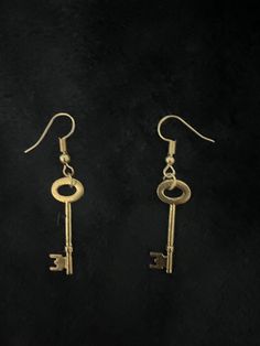 Key earrings unlock your favorite pair of key earrings from my Etsy selection!! Key Earrings Aesthetic, New Paltz Ny, Key Earrings, New Paltz, Desired Reality, Earrings Aesthetic, Ever After High, Jewelry Earrings Dangle, Etsy Earrings