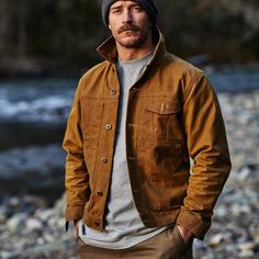 Filson Short Lined Cruiser Jacket, Mens Summer Jacket, Mens Carhartt Outfit, Rugged Men Style, Mens Summer Jackets, Filson Jacket, Filson Mens