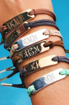 Suede Monogrammed Bracelets 😍 Embroidered Moth, Nature Accessories, Girl Craft, Suede Bracelet, Casual Bracelets, Monogram Bracelet, Monogram Keychain, Vertical Bar Necklace