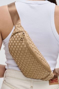 The Aim High women's athleisure fashion belt bag - the ultimate accessory for fashion-forward, active women on-the-go. Made of high-quality woven neoprene, this versatile bag can be worn around your waist, over shoulder as a sling, or worn across your chest, providing hands-free convenience and style no matter how you wear it. With a sleek, modern design and spacious interior, the Aim High belt bag offers ample storage for your essentials, whether you're hitting the gym, running errands, or expl Barware Accessories, Aim High, Athleisure Women, Woven Belt, Athleisure Fashion, Pillow Gift, Active Women, Jeans For Sale, Tote Backpack