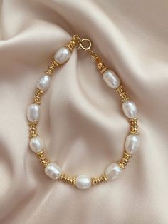 Luxury Handmade Pearl Jewelry, Handmade Gold Elegant Pearl Necklace, Elegant Handmade Gold Plated Pearl Bracelet, Elegant Beaded Pearl Bracelets With Pearl Charm, Elegant Pearl Bracelet For Jewelry Making, Gold Pearl Jewelry, Gold Bangle Set, Cosplay Jewelry, Jewelry Knowledge