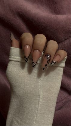 #instagram #aesthetic #nails Old School Aesthetic, Aesthetic Nails, School Aesthetic, Instagram Aesthetic, Old School, Nails, Makeup, Beauty