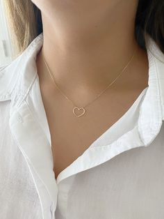 "Minimalist Dainty 14K Yellow Gold Open Heart Charm Necklace. Necklace Is Adjustable From 18\" To 16\" Inch. Perfect For Everyday Wear. Treat Yourself Or Someone Special To This Beautiful Necklace. Perfect For Layering. Chain Is A High Quality Box Chain That Feels Like Silk. Jewelry Comes In A Cute Jewelry Box Ready To Present. Model Is Wearing A 16\" Inch Chain. -All Jewelry Is New And Inspected For Quality Assurance. -jewelry Is Crafted In Genuine High Quality 14K Gold. -We Do Not Sell Gold Pl Small Heart Necklace, Open Heart Necklace, Silk Jewelry, Heart Charm Necklace, Bar Necklace Personalized, Gold Bead Necklace, Gold Bar Necklace, Ball Necklace, Diamond Bar