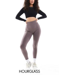 Pantalones y leggings de ASOS 4505 Ya puedes dar por finiquitada tu bolsa del gimnasio Diseño sin costuras para reducir los roces Talle alto Cinturilla elástica Corte entallado Corte más holgado en la zona de las caderas Destination Dress, Sportswear Leggings, Sport Leggings, Legging Sport, Gym Leggings, Minsk, Active Wear Leggings, Maxi Dress Trend, Black Shirt Dress