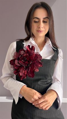 Elevate your look with this Oversized Large Flower Brooch, handcrafted from silk in rich dark red tones. The taffeta Flower Brooches in Dark Red Colors are perfect for special occasions, weddings, or parties. This Handmade Big Rose Shoulder Pin For Women will add a statement touch to any outfit, whether it's a dress, blazer, or blouse. Expertly crafted, this brooch resembles a flower rose brooch and adds a vintage flair to your look, making it a stunning vintage brooch piece. Made from high-quality silk, it is both lightweight and elegant, making it the perfect silk rose brooch to enhance your ensemble. This brooch makes a thoughtful gift for those who appreciate unique accessories. It serves as both a fabric brooch and a shoulder pin, offering versatility as a fabric flower brooch for spe Dress Blazer, Fabric Flower Brooch, Fabric Brooch, Rose Brooch, Flower Corsage, Flower Rose, Silk Roses, Vintage Brooch, Large Flowers