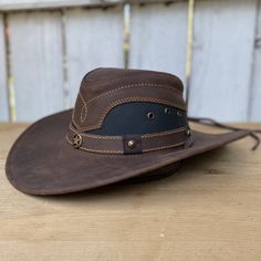 Sombreros de Cuero Cafe - Sombrero para Hombre de Cuero - Sombreros de Cuero Hombre Brown Leather Hat, M Cafe, Brown Cafe, Leather Hat, Leather Hats, Hat Band, Character Description, Hats For Men, The United States