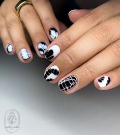 Cute Black And White Nails, Classy Manicure, Black And White Nails, August Nails, Mens Nails, Halloween Acrylic Nails, Gel Nail Art Designs, Tie Dye Nails, Simple Gel Nails