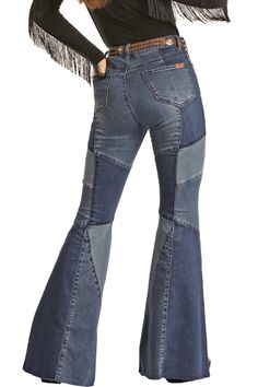 These two-toned light aztec print and medium wash jeans are so extremely comfortable you will want to wear them everyday! 92.5% Cotton, 6% Polyester, 1.5% Spandex. Style: Flare Color: Medium Wash Fit: Slim Rise: High Rise Leg Opening: 23.50" Detail: Stitch Work Material(s): 92.5% Cotton, 6% Polyester, 1.5% Spandex Fabric: Stretch Style #: BW7HD02252 Care Instructions: Machine wash cold Bell Bottom Jeans Outfit, Patch Denim, Gorgeous Outfits, Western Store, Stitch Work, Cowgirl Western, Denim Patches, Patched Jeans, Medium Wash Jeans