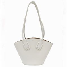 Bottega Veneta Small Basket Tote Bag Calf Leather White (Approx.) W28cm (Top) X 14.5cm (Bottom) X H18cm X D10.5cm Handle Height: 26cm Basket Tote, Small Basket, Bottega Veneta Bags, Bottega Veneta, White Color, Calf Leather, Color White, Bag Lady, Tote Bag