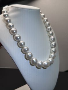 45cm  color: cool white  lustre: strong  shape: baroque  size 12.2-15.1 mm approx  surface : slightly blemishes  very rare huge size  high collection value  natural untreated Baroque Necklace, Pearl Baroque, Sea Pearl, South Seas, Wedding Jewellery Necklace, Sea Pearls, South Sea Pearls, Wedding Necklace, Very Rare