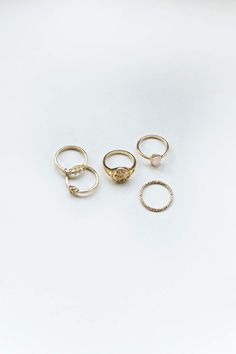 Ring pack Princess Polly Exclusive Princess Polly Lower Impact 90% reclaimed zinc 10% plastic Pack of five Gemstone detail Each style differs Gold-toned Gold Rings That Dont Tarnish, Rings That Dont Tarnish, Evry Jewels Rings, Rings Amazon, Rings Everyday, Resort Accessories, Affordable Rings, Sorority Jewelry, Cheap Rings