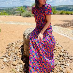 Lovely Print And Perfect For Summer With Light Weight Fabric! Boohoo Floral Maxi Dress Boohoo Dresses, Size 6 Dress, Lovely Print, Floral Maxi, Floral Maxi Dress, Orange Pink, Pink Orange, Color Orange, Pink And Orange