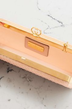 Gucci Formal Rectangular Clutch, Gucci Chic Evening Clutch, Chic Gucci Clutch For Evening, Gucci Rectangular Clutch For Formal Occasions, Elegant Gucci Rectangular Clutch, Luxury Gucci Clutch, Luxury Gucci Rectangular Clutch, Luxury Rectangular Clutch For Cocktail, Feminine Rectangular Evening Clutch