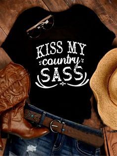 Casual Short Sleeve T-shirt Cute Country Outfits, Trendy Shirt Designs, Cute Shirt Designs, Sublime Shirt, Kiss My, Country Shirts, Country Outfits, Online Tops, Western Shirts