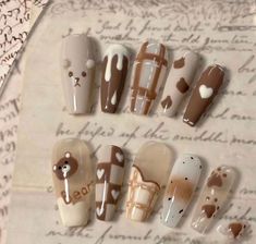 Nails Checkerboard, Brown Nails Design, Fake Nails Designs, Bears Nails, Pretty Gel Nails, Really Cute Nails, Kawaii Nails, Cute Nail Art, Brown Nails