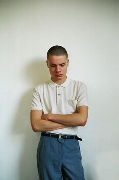 Shaved Head, Poses For Men, Uk Fashion, Mens Streetwear, Look Fashion, Personal Style, Men's Polo Shirt, Outfit Inspirations