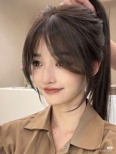 Pretty Hair Cuts, Haircuts For Long Hair With Layers, Hair Style Korea, Layered Haircuts For Medium Hair, Bangs With Medium Hair, Hair Tutorials Easy, Haircuts For Medium Hair