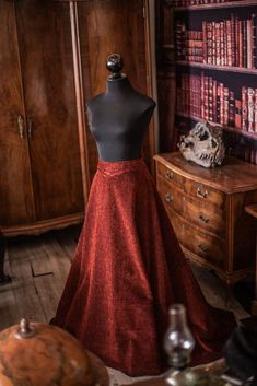 This beautiful skirt is made with our special pattern inspired on a victorian skirt. The fabric is a beautiful tapestry velvet. Very warm and soft. Red colour The skirt is closed in the back, laced like a corset, so you can regulate the aperture. Length front: 100 cm approx Meassurements: XS-S: 65-85cm M-L: 84-100cm XL-2XL: 98-120cm Victorian Skirt, Tapestry Fabric, Vintage Rock, Velvet Skirt, Beautiful Skirts, Vintage Skirt, Red Color, Womens Skirt, Spain