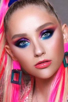 Eyeshadow Combinations, 80s Eye Makeup, 80s Makeup Trends, 80s Hair And Makeup, 1980s Makeup And Hair, 80s Makeup Looks, 80’s Makeup, 1980s Makeup, Disco Makeup