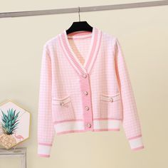 Brand Name: PateekateStyle: CasualMaterial Composition: Polyester,COTTONDecoration: NONEPattern Type: PlaidClothing Length: RegularCollar: V-NeckOrigin: CN(Origin)Season: WinterSleeve Length(cm): FullSleeve Style: RegularMaterial: PolyesterMaterial: COTTONThickness: STANDARDClosure Type: Single BreastedGender: WOMENModel Number: CYQ3912 Womens Sweater Coats, Pink Cardigan Sweater, Gossip Girls, Knit Sweater Coat, Coat Autumn, Plaid Cardigan, Plaid Sweater, Half Sleeve Tops, Short Cardigan