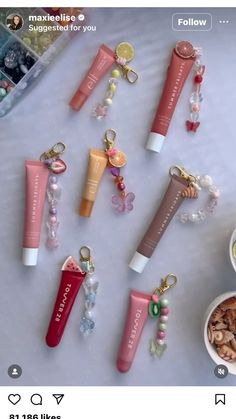 Lip Gloss Keychain Ideas, Lip Gloss Charm Diy, Lip Balm Keychain Diy, Girlie Gifts